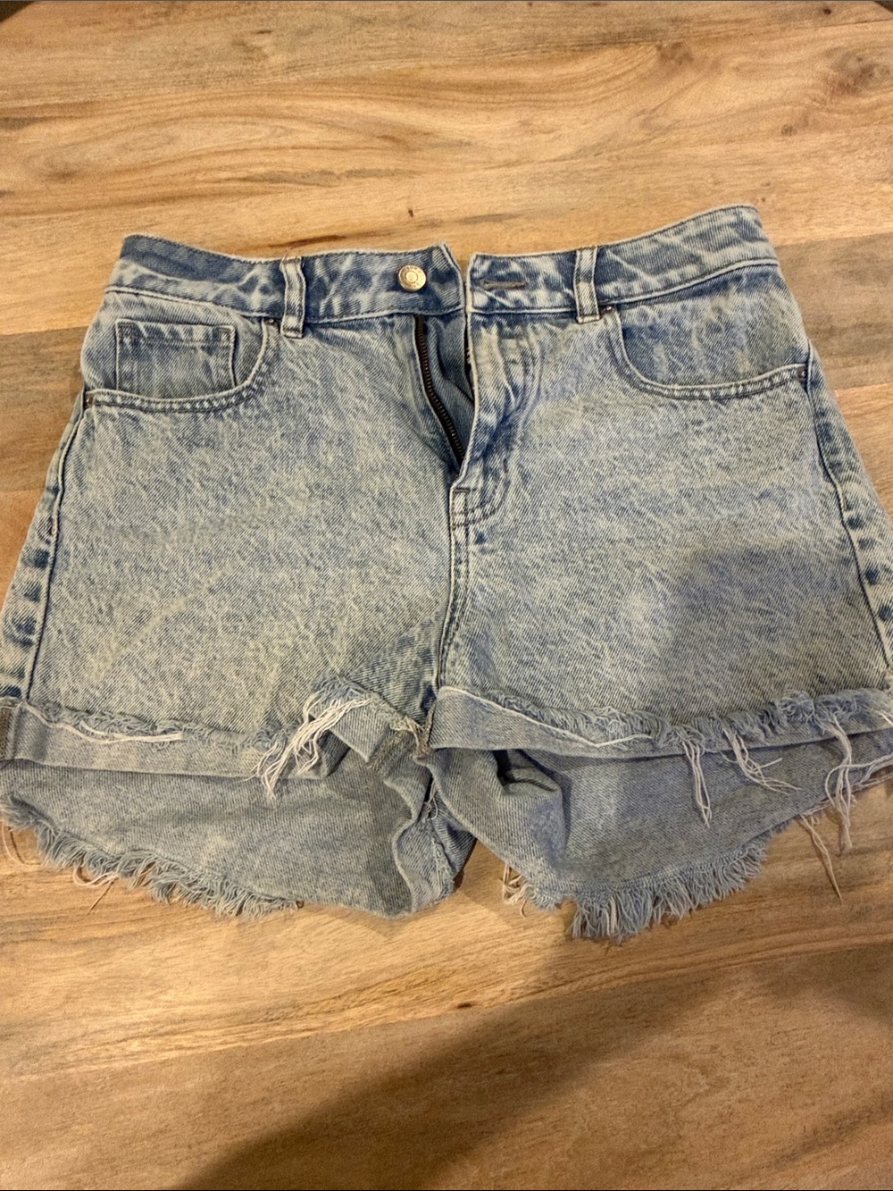 PacSun blue jean shorts mom fit size 28